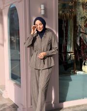 taş çizgili gömlek takım gri