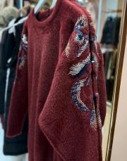 omuzdan  boncuk detaz kazak bordo 2